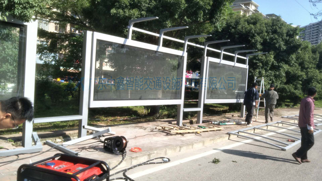東莞橋頭候車亭安裝
