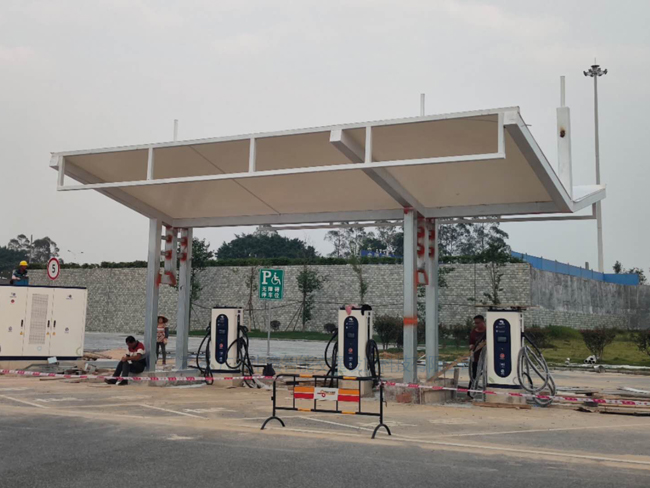 充電樁汽車車棚